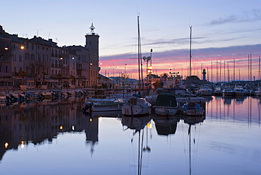 Old city with boats in the harbour at sunrise, La Ciotat, Provence-Alpes-Côte d'Azur, France, Europe