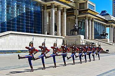 Honorary Guard of the Mongolian Armed Forces in front of the Parliament building on Sukhbaatar Square, Ulan-Bator, Mongolia, Asia