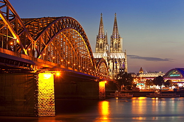 Cologne Cathedral with Hohenzollern Bridge, Twilight, Cologne, North Rhine-Westphalia, Germany, Europe