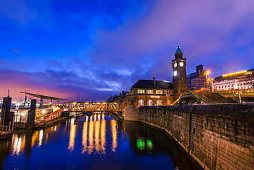 Clock tower, Gauging tower, bridge, pier, St. Pauli landing stages, harbor, night shot, landing stages, Elbe, St.Pauli, Hamburg, Germany, Europe