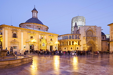 Plaza de la Virgen with the Cathedral and Basilica de Virgen de Los Desamparados, Valencia, Spain, Europe