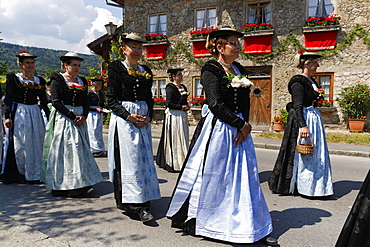 Corpus Christi procession, Au bei Bad Aibling, Bad Feilnbach, Upper Bavaria, Bavaria, Germany, Europe