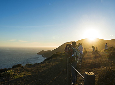 Tourists at a viewpoint, San Francisco, California, USA, North America