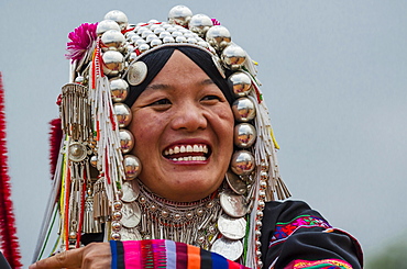 Traditionally dressed woman from the Akha people, hill tribe, ethnic minority, portrait, Chiang Rai Province, Northern Thailand, Thailand, Asia