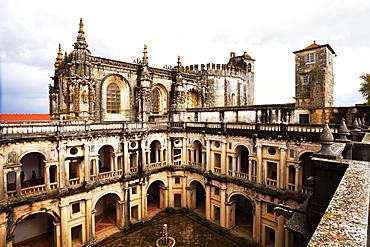 Great cloister, by Diogo do Torralva, fortified monastery Convento de Cristo of the Knights Templar, Tomar, Centro Region, Portugal, Europe