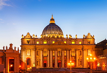 St. Peter's Basilica, San Pietro, St. Peter's Square, Vatican City, Vatican, Rome, Italy, Europe