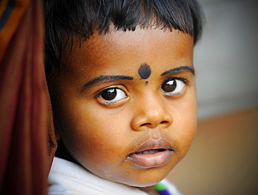 Child at a Hindu temple festival, Thrissur, Kerala, South India, India, Asia