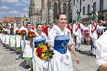 Fair maidens during a parade on Munsterplatz square, Fischerstechen or water jousting festival, Ulm, Baden-Wurttemberg, Germany, Europe