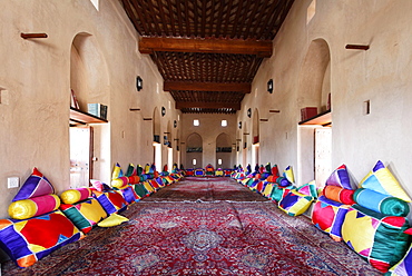 Assembly room, Nakhl Fort or Husn Al Heem, fortress, historic mudbrick building, Al-Batinah province, Sultanate of Oman, Arabian Peninsula