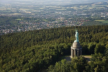 Aerial view, Hermannsdenkmal, Hermann monument, Teutoburg Forest, Ostwestfalen-Lippe, eastern Westphalia, North Rhine-Westphalia, Germany, Europe