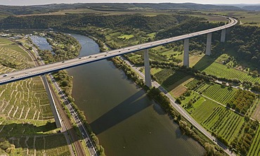 Aerial view, Moselle Viaduct, A61 motorway, Winnigen, Hunsrueck mountain range, Moselle River, Eifel mountain range, Rhineland-Palatinate, Germany, Europe