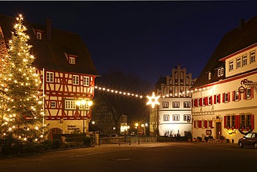 Christmas lighting in Vellberg with the town hall and the castle, Buehlertal, Hohenlohe, Swabian-Franconian Forest, Baden-Wuerttemberg, Germany, Europe