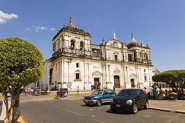 The Cathedral at Parque Central, Leon, Nicaragua, Central America