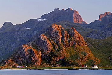 Mountains, Vareid, Fredvang, island of Flakstadoya, Flakstadoya, Lofoten archipelago, Nordland, Norway, Europe