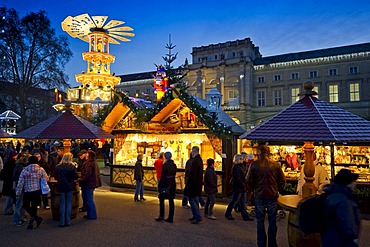 Christmas market, Karlsruhe, Baden-Wuerttemberg, Germany, Europe