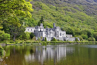 Kylemore Abbey, Connemara, County Galway, Ireland, Europe