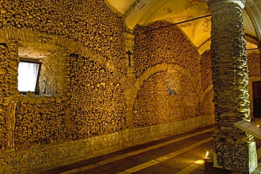 Capela de Ossos, Chapel of the Bones, San Francisco Church, Evora, Alto Alentejo, Portugal, Europe