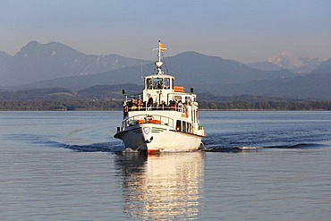 Motor vessel MV Siegfried, lake Chiemsee, Gstadt, Chiemgau, Upper Bavaria, Germany, Europe, PublicGround