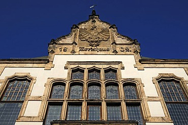 Gable of the Kreishaus administrative building with the emblem of Quedlinburg, built in 1902, district administration office, Heilige-Geist-Strasse, Quedlinburg, Saxony-Anhalt, Germany, Europe