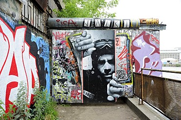 Street art and graffiti on the Spree riverside, Berlin Friedrichshain, Germany, Europe