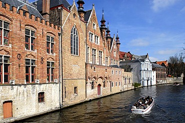 Historic district, Bruges, a UNESCO World Heritage site, West Flanders, Flemish Region, Belgium, Europe