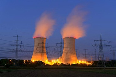 E.ON Grafenrheinfeld Nuclear Power Plant, cooling towers, Schweinfurt, Bavaria, Germany, Europe