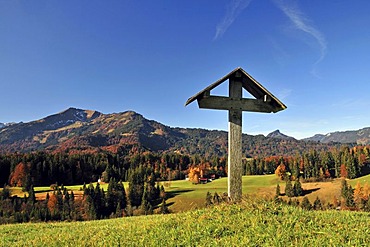 Field cross, Oytal Valley, Oberstdorf, Upper Allgaeu, Bavaria, Germany, Europe, PublicGround