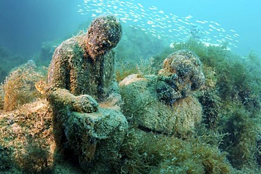 Underwater museum "Reddening leaders", Vladimir Ilyich Ulyanov Lenin and Karl Marx, sculptures, Cape Tarhankut, Tarhan Qut, Crimea, Ukraine, Eastern Europe