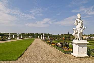 Herrenhausen Gardens, Baroque gardens, established on behalf of Princess Sophie from 1696 to 1714, with Baroque sculptures, Hannover, Lower Saxony, Germany, Europe