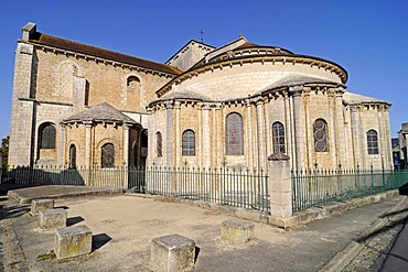 Eglise Saint Hilaire church, French Way, Way of St James, Poitiers, Vienne, Poitou-Charentes, France, Europe, PublicGround