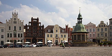 Gabled houses and Wasserkunst well building on the market, Wismar, Mecklenburg-Western Pomerania, Germany, Europe, PublicGround