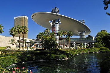 Streetscape along the Strip, Las Vegas, Nevada, USA, North America
