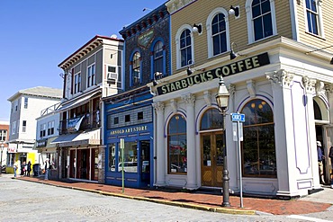 Shopping street in Newport, Rhode Island, New England, USA