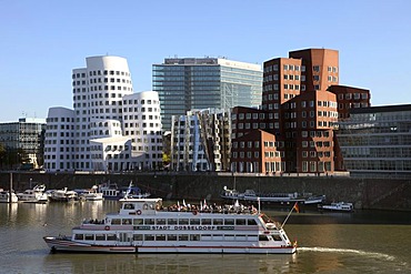 Neuer Zollhof or Gehry buildings by architect Frank O. Gehry in the Medienhafen media port, Duesseldorf, Rhineland, North Rhine-Westphalia, Germany, Europe, PublicGround