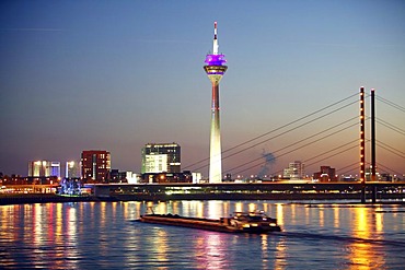 Evening scenery on the Rhine, Rheinturm tv tower, Rheinkniebruecke bridge, Duesseldorf, Rhineland, North Rhine-Westphalia, Germany, Europe