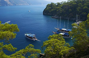 Excursion boats, Blaue Reise boat in Oeluedeniz near Fethiye, Turkish Aegean Coast, Turkey