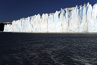 Escarpment of the Perito Moreno Glacier in Lago Argentino, El Calafate, Patagonia, Argentina, South America