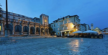 Venetian Loggia, Palace Hotel at the harbour at back, Cathedral of St. Stephen, Katedrala Svetog Stjepana, city of Hvar, Hvar Island, central Dalmatia, Dalmatia, Adriatic coast, Croatia, Europe, PublicGround