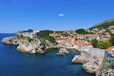 Fort Lovrijenac and the city walls of Dubrovnic, UNESCO World Heritage Site, central Dalmatia, Dalmatia, Adriatic coast, Croatia, Europe, PublicGround