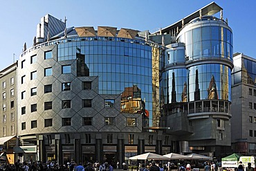 Haas House, built by architect Hans Hollein in 1990, modern architecture at Stephansplatz square, Vienna, Austria, Europe