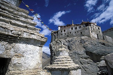 Chorten, Bardan monastery, a Gelugpa monastery, near Padum, Zanskar, Ladakh, Indian Himalayas, Jammu and Kashmir, northern India, India, Asia