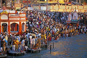 During Kumbha Mela or Kumbh Mela, the pilgrims are taking a bath in the Ganges river, Har Ki Pauri-Ghat, famous bathing ghat at Haridwar or Hardwar, Uttarakhand, formerly Uttaranchal, North India, India, Asia