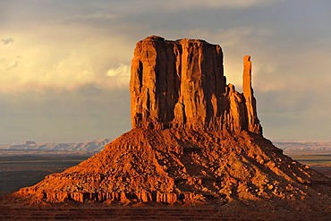 West Mitten Butte table mountain in the evening light after a thunderstorm, Monument Valley, Navajo Tribal Park, Navajo Nation Reservation, Arizona, Utah, United States of America