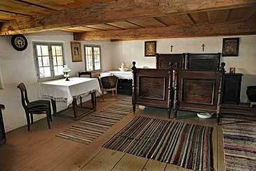 Bedroom, Bernoeder Hof farmhouse, Bauernhausmuseum Amerang farmhouse museum, Amerang, Bavaria, Germany, Europe