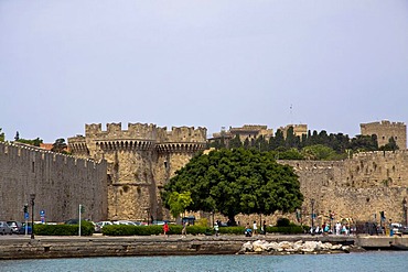 City wall, city of Rhodes, Rhodes, Greece, Europe