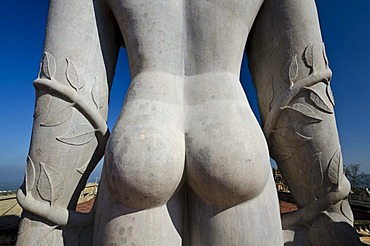 Statue of Lord Gomateshwara, the tallest monolithic statue in the world, dedicated to Lord Bahubali, carved out of a single block of granite stone, 18 meters high, 983 AD, Sravanabelagola, Karnataka, India, Asia