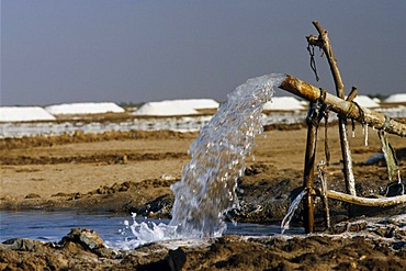 Old technical equipment for salt production, Malya, Gujarat, India, Asia