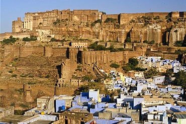 "Blue City" of Jodhpur with Meherangarh Fort, Jodhpur, Rajasthan, India, Asia