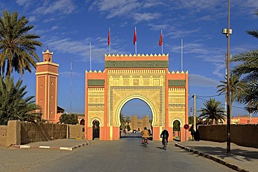 City gate of Rissani, southern Morocco, Morocco, Maghreb, North Africa, Africa