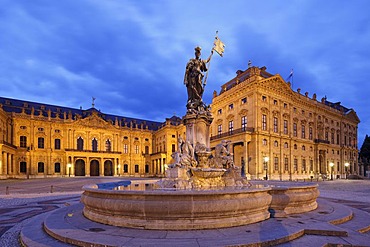 Frankoniabrunnen fountain in front of the Wuerzburg Residence, Residenzplatz square, Wuerzburg, Lower Franconia, Franconia, Bavaria, Germany, Europe, PublicGround